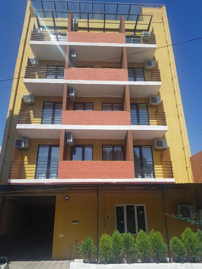 Hotel Lu-Ma Tbilisi Luaran gambar